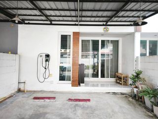 For sale 3 bedrooms townhouse in Lat Krabang, Bangkok