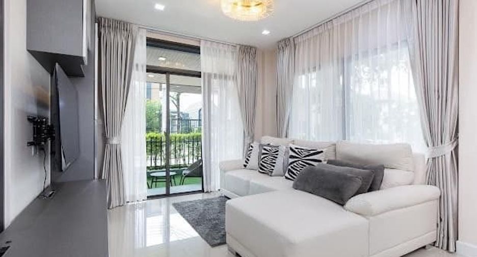 For rent 4 bedrooms house in Saphan Sung, Bangkok
