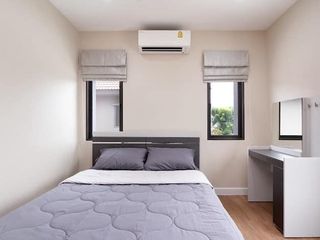 For rent 4 bedrooms house in Saphan Sung, Bangkok