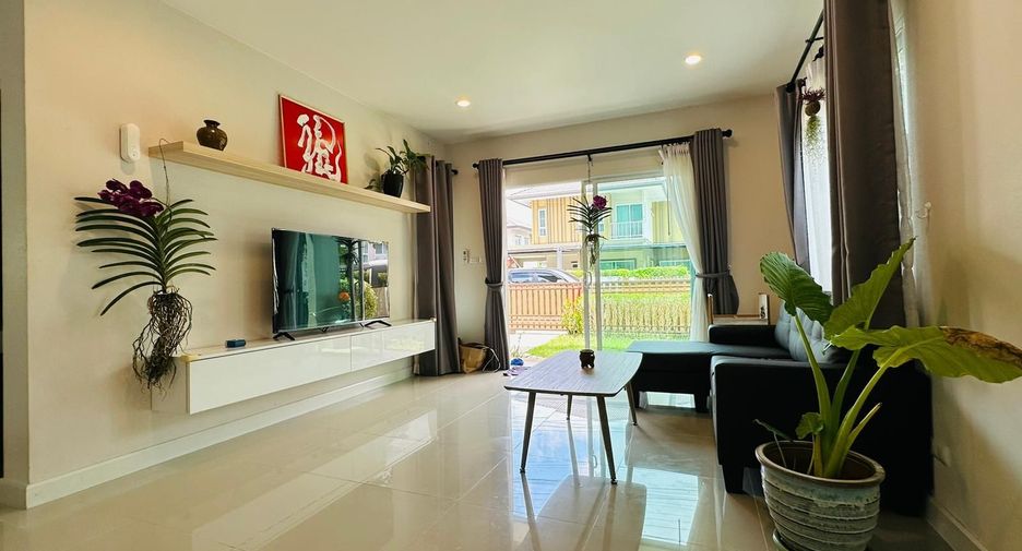 For rent 4 bedrooms house in Mueang Phuket, Phuket