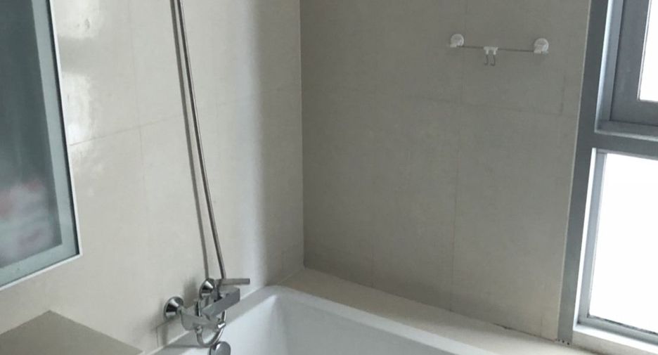 ขาย 2 ห้องนอน คอนโด ใน คลองเตย, กรุงเทพฯ