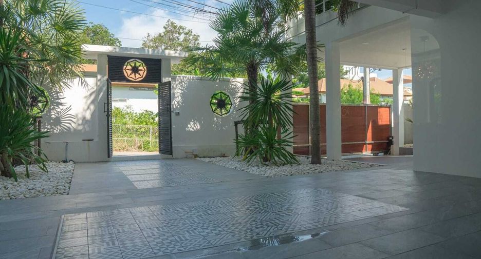 Villa en alquiler de 4 habitaciones en Mueang Phuket, Phuket