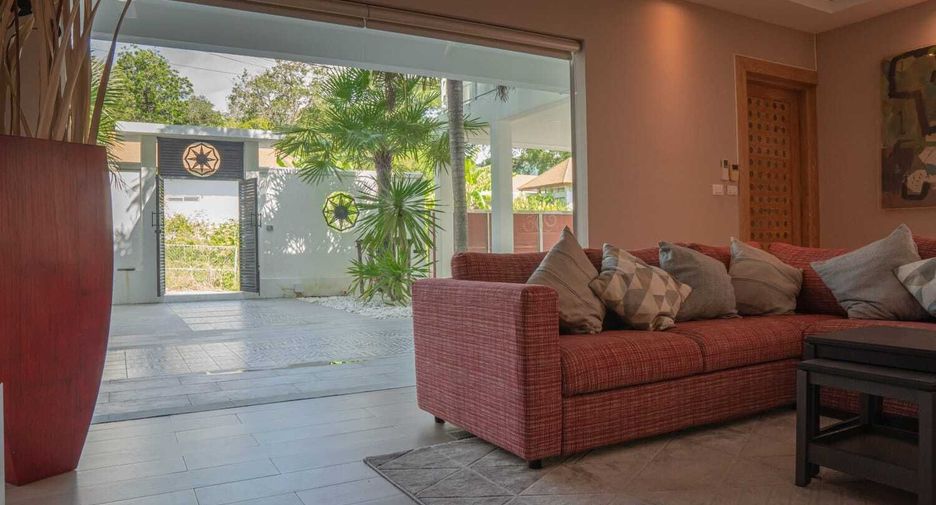 Villa en alquiler de 4 habitaciones en Mueang Phuket, Phuket