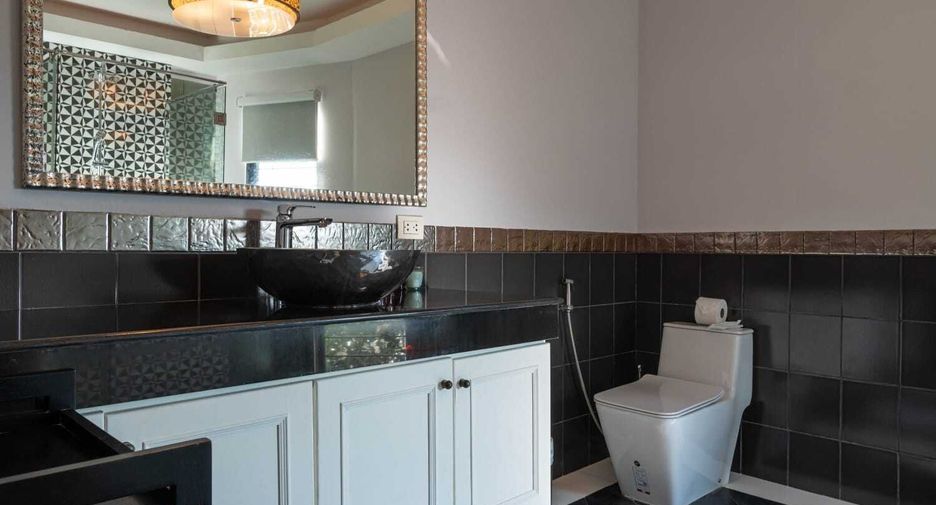 Villa en alquiler de 4 habitaciones en Mueang Phuket, Phuket
