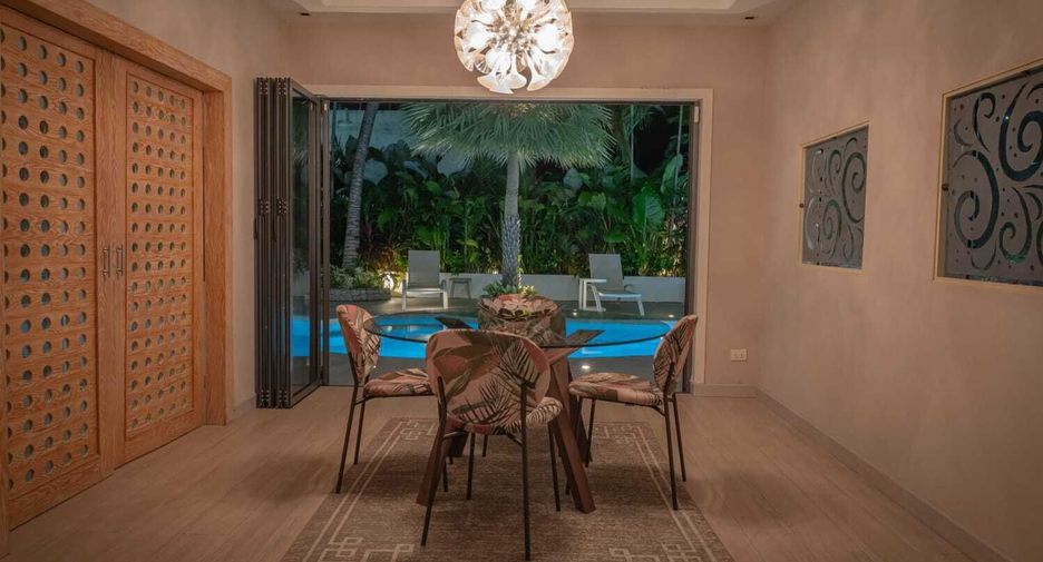 Villa en alquiler de 4 habitaciones en Mueang Phuket, Phuket