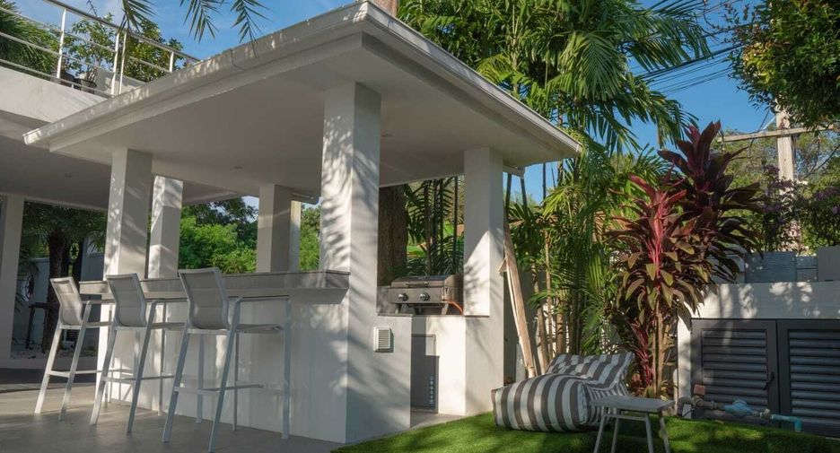 Villa en alquiler de 4 habitaciones en Mueang Phuket, Phuket