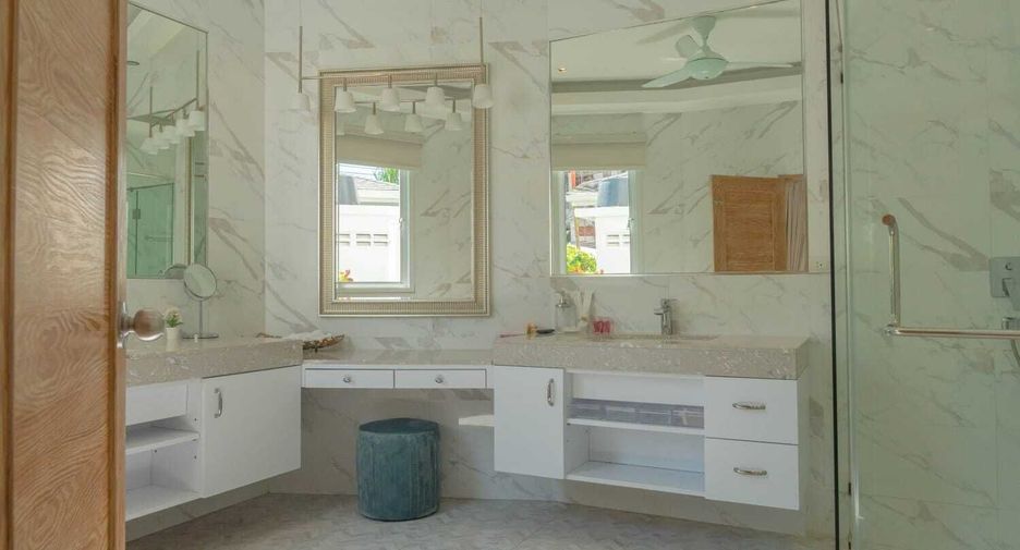Villa en alquiler de 4 habitaciones en Mueang Phuket, Phuket