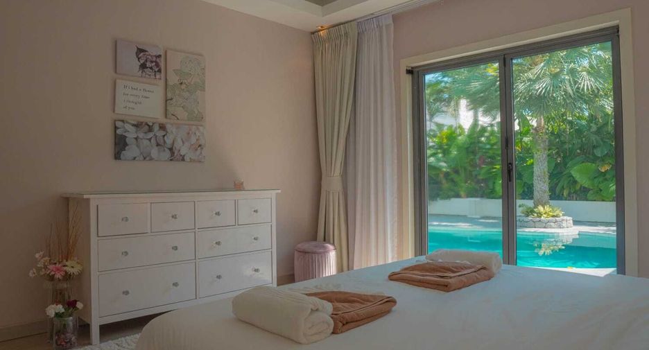 Villa en alquiler de 4 habitaciones en Mueang Phuket, Phuket