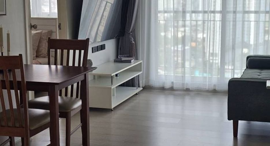For rent 2 bedrooms condo in Chom Thong, Bangkok