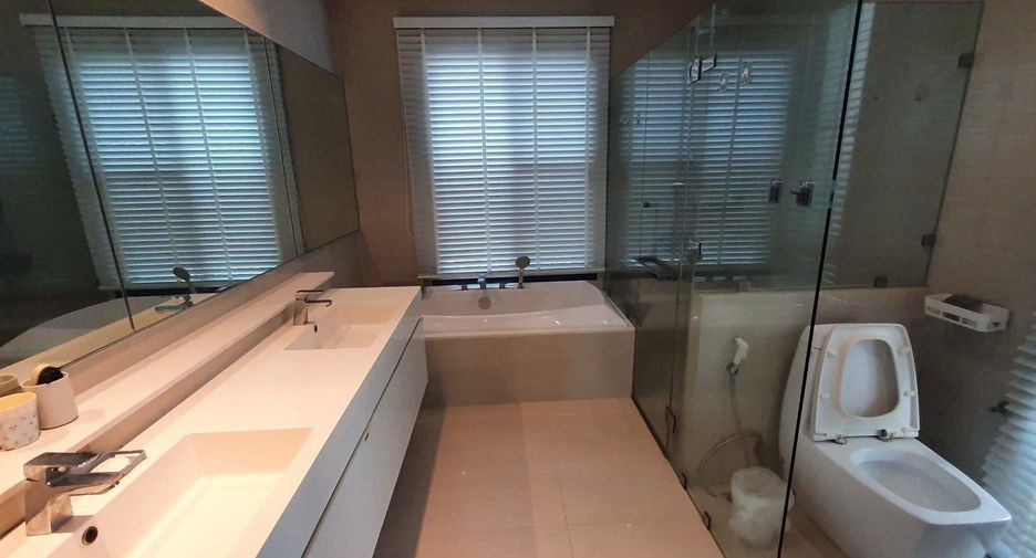 For rent 4 bedrooms house in Prawet, Bangkok