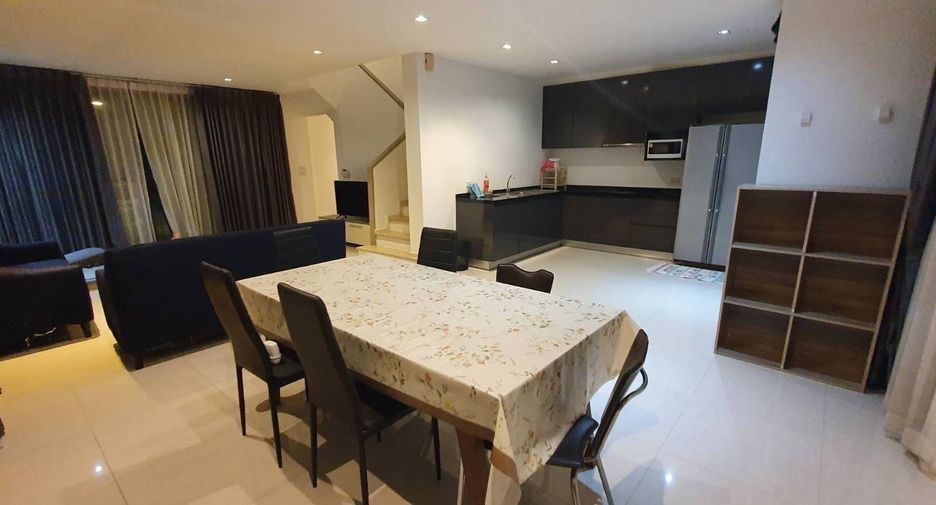 For rent 4 bedrooms house in Prawet, Bangkok