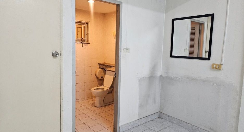 Local comercial en alquiler en Watthana, Bangkok