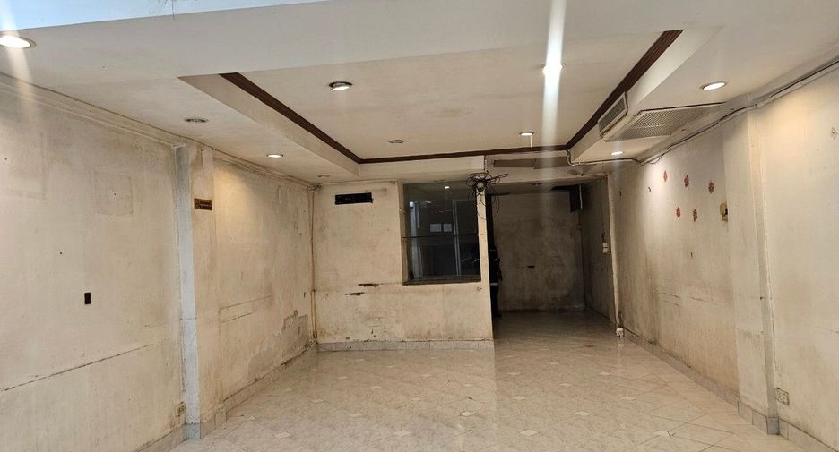 Local comercial en alquiler en Watthana, Bangkok