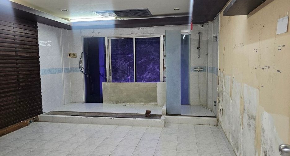 Local comercial en alquiler en Watthana, Bangkok