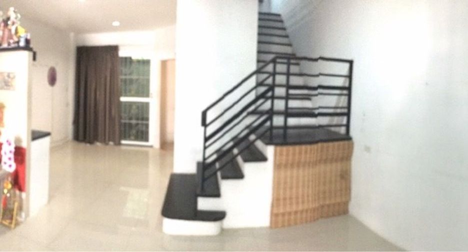 À vendre et à louer 3 chambres maison de ville à Nong Khaem, Bangkok
