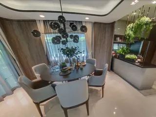 Haus zum Kauf mit 4 Zimmer in Bang Khen, Bangkok