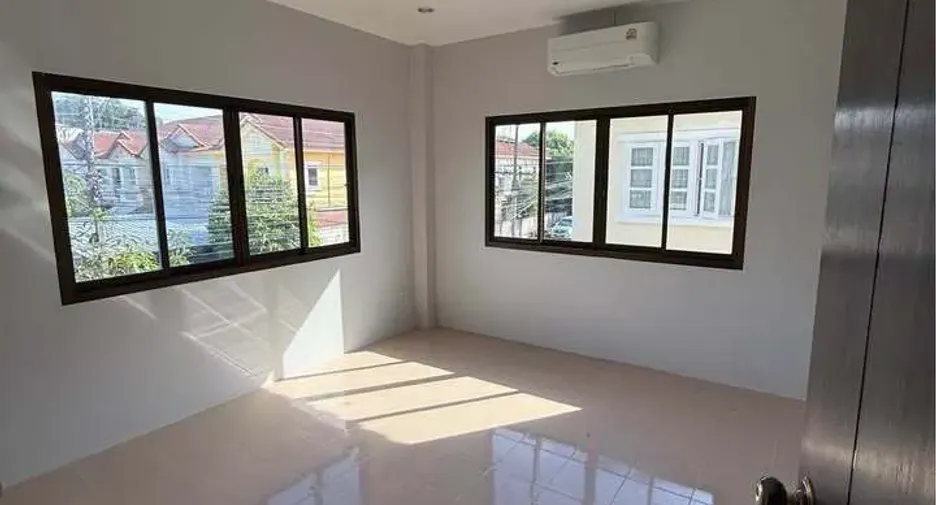 For rent 3 bedrooms house in Mueang Phuket, Phuket