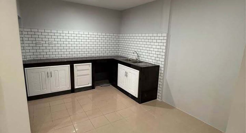 For rent 3 bedrooms house in Mueang Phuket, Phuket