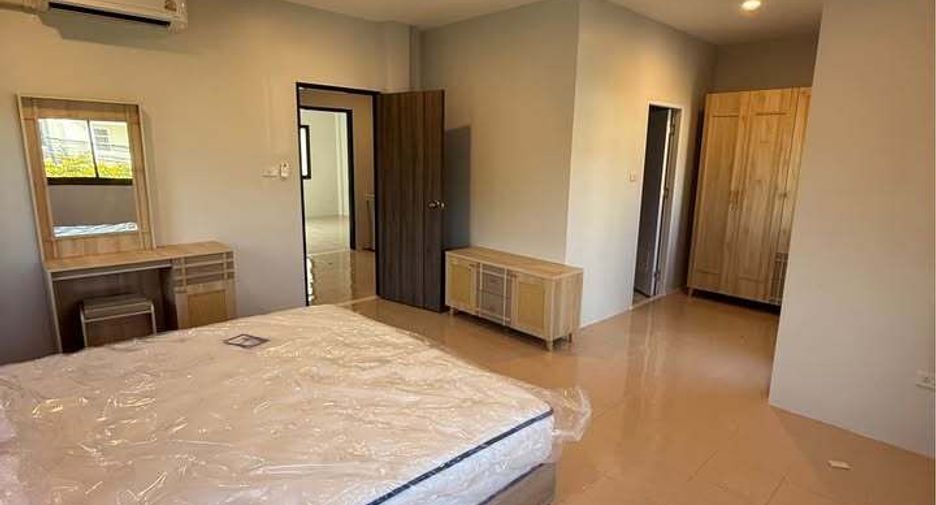 For rent 3 bedrooms house in Mueang Phuket, Phuket