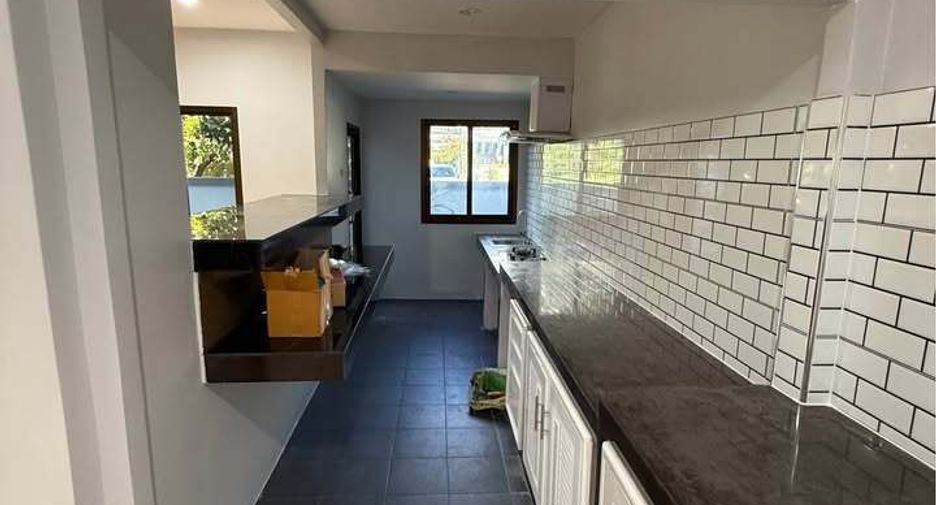 For rent 3 bedrooms house in Mueang Phuket, Phuket