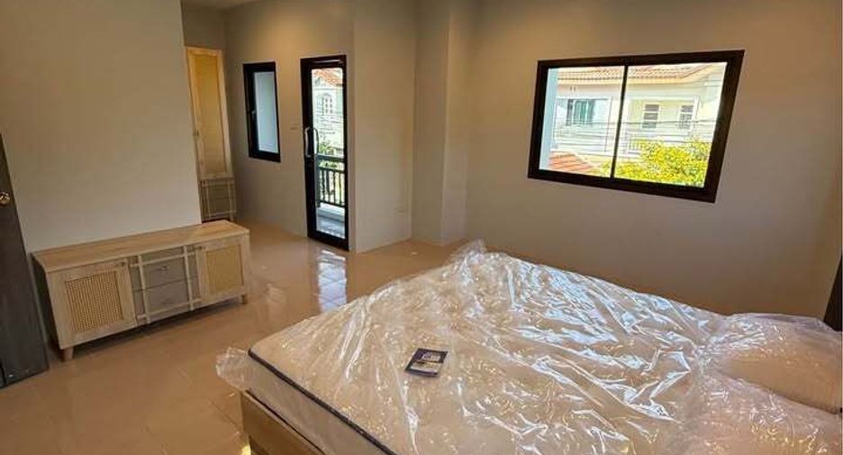 For rent 3 bedrooms house in Mueang Phuket, Phuket