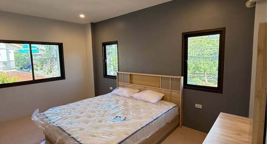 For rent 3 bedrooms house in Mueang Phuket, Phuket