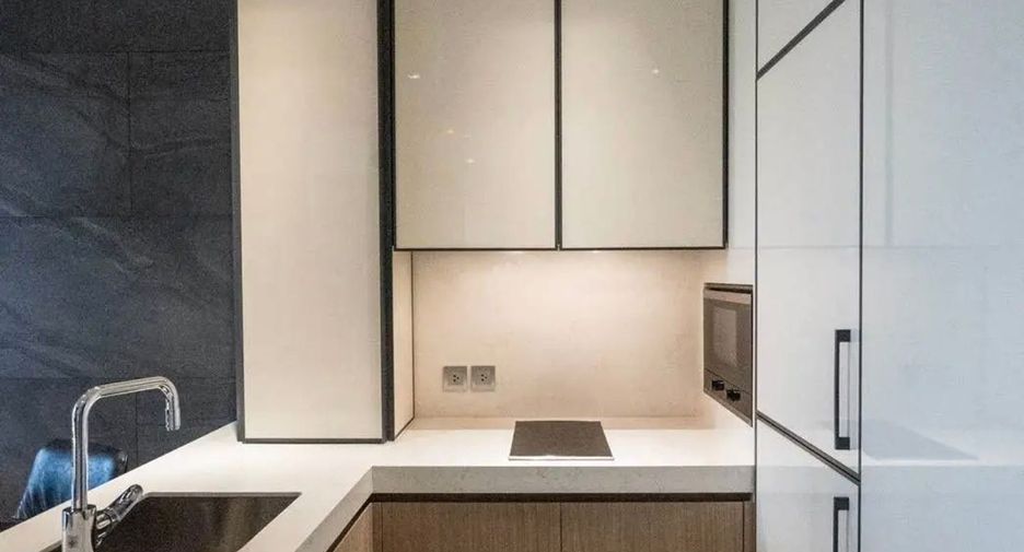 Condo en alquiler de 1 habitaciones en Khlong Toei, Bangkok