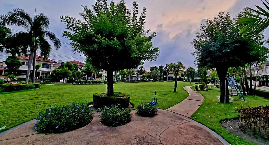 For rent 3 bedrooms house in Bang Phli, Samut Prakan