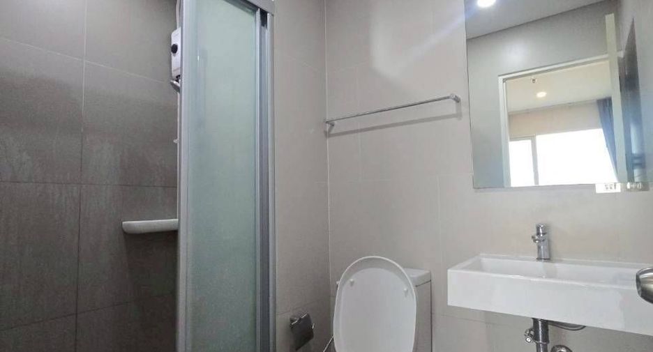 For sale and for rent 1 bed condo in Yan Nawa, Bangkok