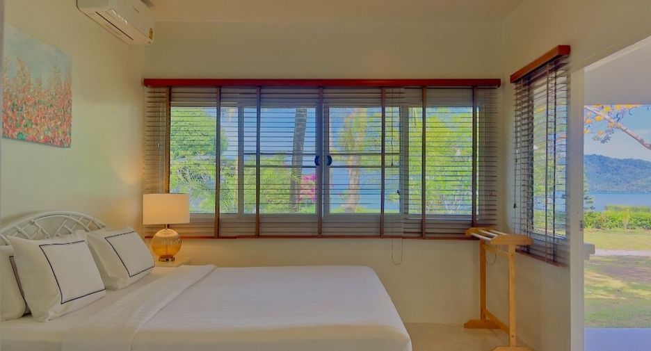 For rent 2 bedrooms villa in Mueang Phuket, Phuket