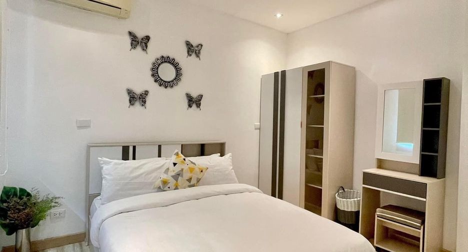 For rent 4 bedrooms villa in Mueang Phuket, Phuket