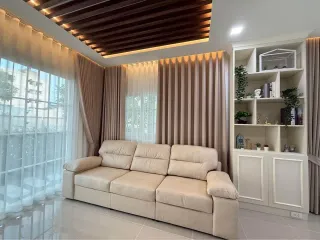 For rent 4 bedrooms house in Mueang Samut Prakan, Samut Prakan