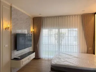 For rent 4 bedrooms house in Mueang Samut Prakan, Samut Prakan