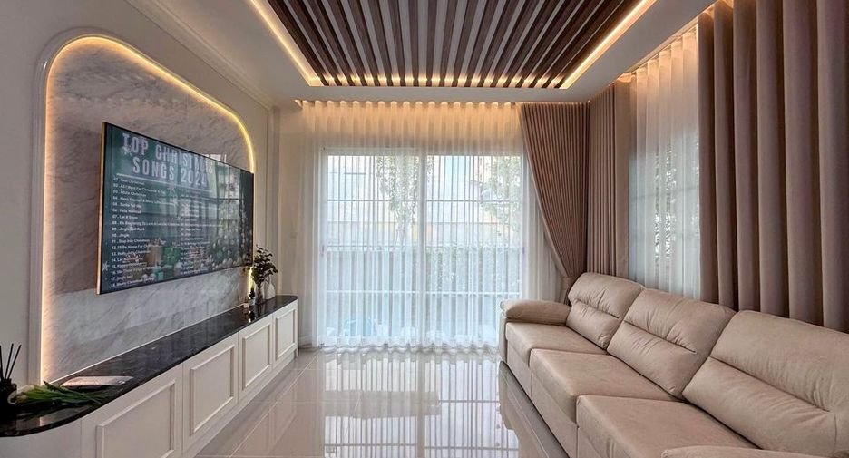 For rent 4 bedrooms house in Mueang Samut Prakan, Samut Prakan