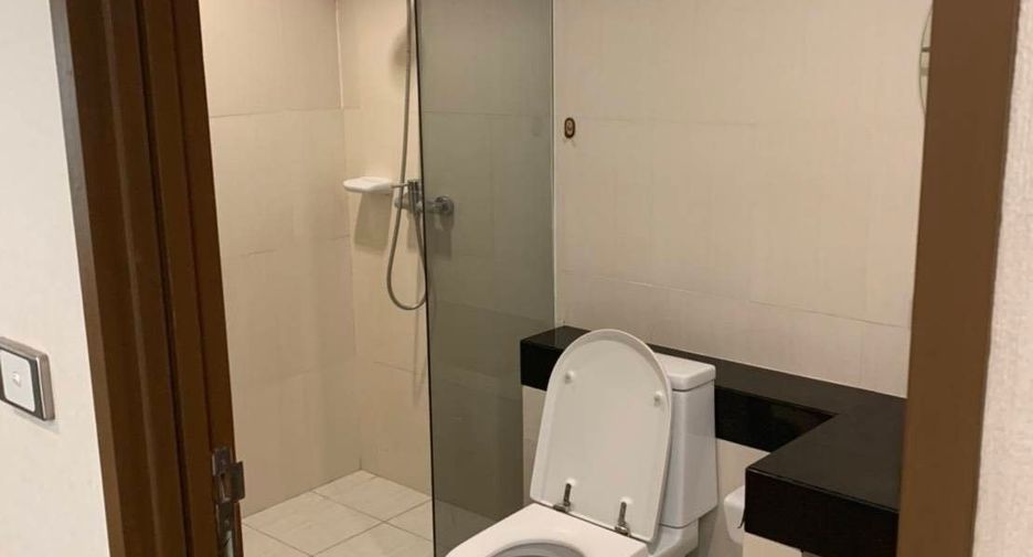 Condo en venta y en alquiler de 2 habitaciones en Sathon, Bangkok