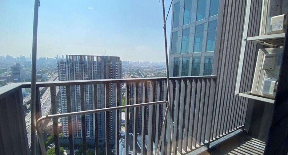 Condo en alquiler de 2 habitaciones en Bang Kapi, Bangkok