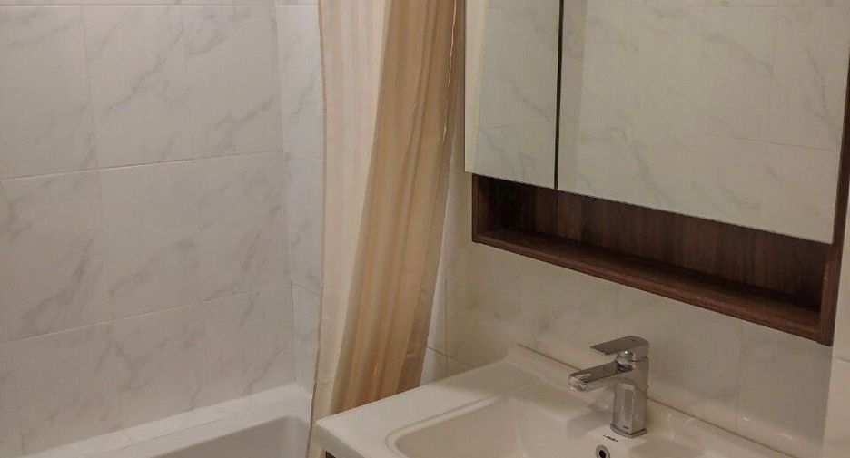 For rent studio condo in Watthana, Bangkok