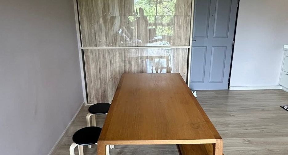For rent 1 bed condo in Yan Nawa, Bangkok