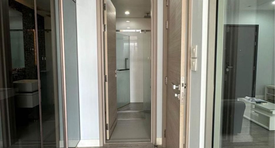 For rent 1 bed condo in Bang Rak, Bangkok