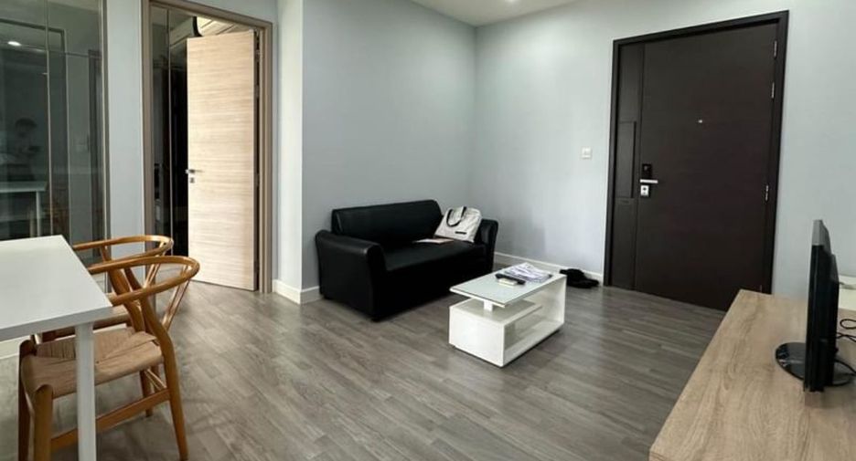 For rent 1 bed condo in Bang Rak, Bangkok