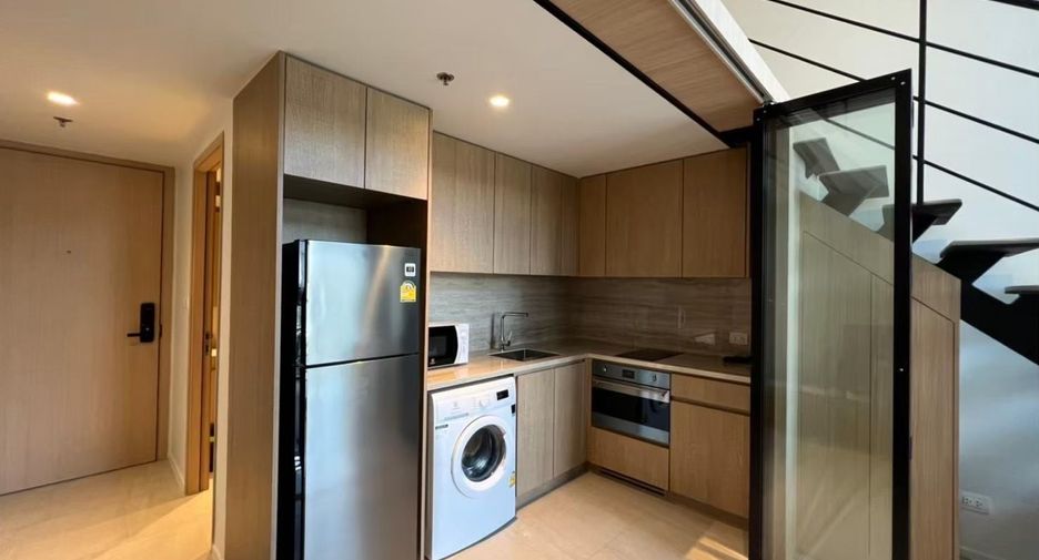 For rent 1 bed condo in Sathon, Bangkok