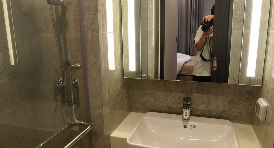 For rent 1 bed condo in Phaya Thai, Bangkok