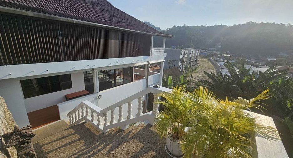 For rent 4 bedrooms villa in Kathu, Phuket