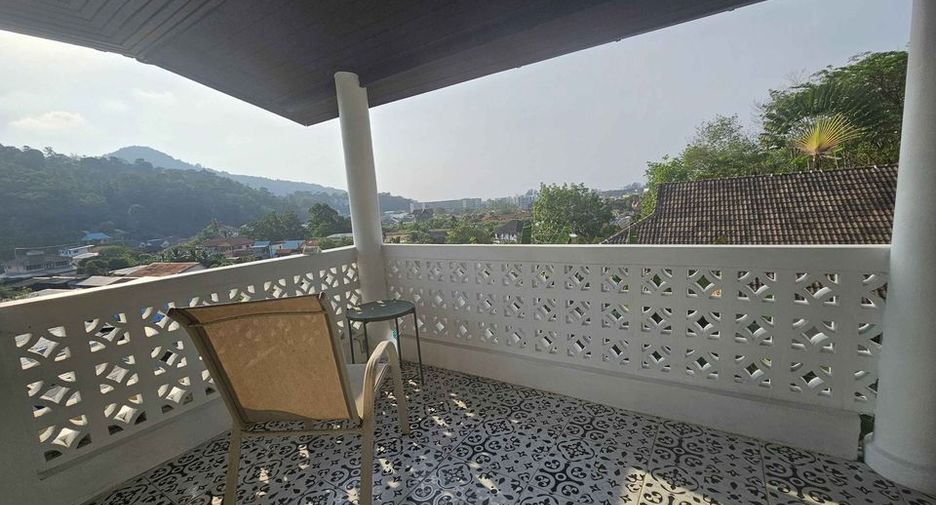 For rent 4 bedrooms villa in Kathu, Phuket
