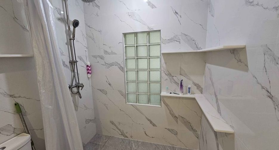 For rent 4 bedrooms villa in Kathu, Phuket