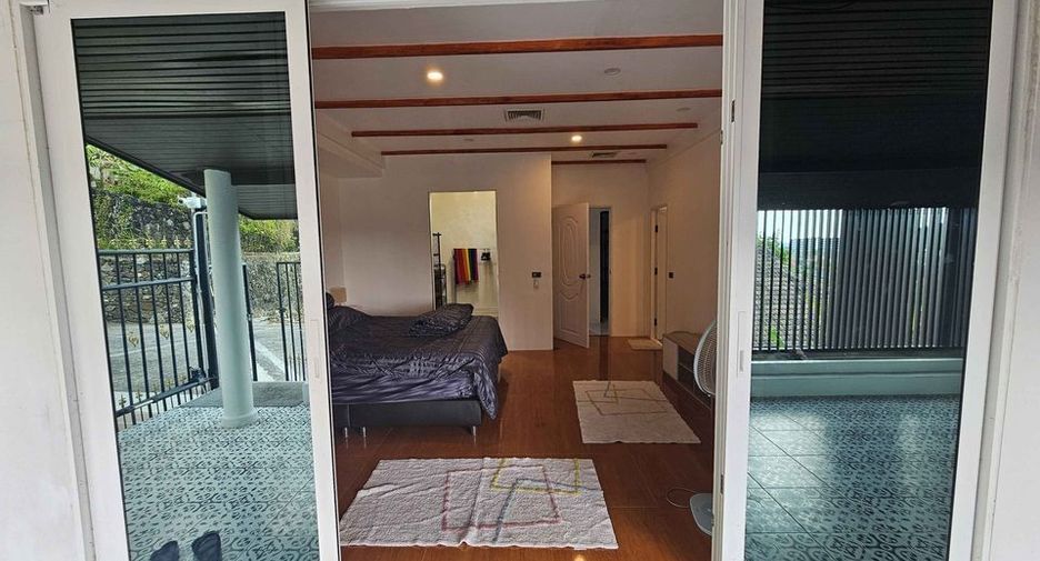 For rent 4 bedrooms villa in Kathu, Phuket