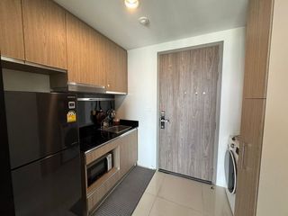 For rent 1 bed condo in Mueang Samut Prakan, Samut Prakan