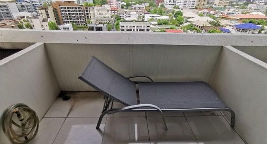 For sale 2 bedrooms condo in Khlong Toei, Bangkok