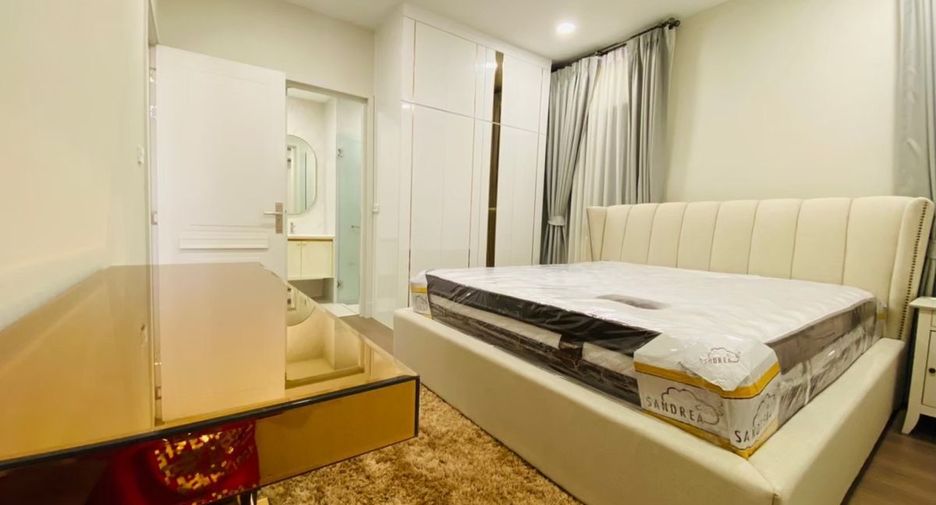 For rent 4 bedrooms house in Saphan Sung, Bangkok