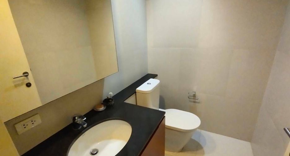 Condo en venta y en alquiler de 2 habitaciones en Sathon, Bangkok